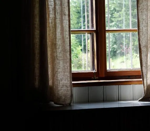 Bei Der Tischlerei * دويتشلاندزبرغ